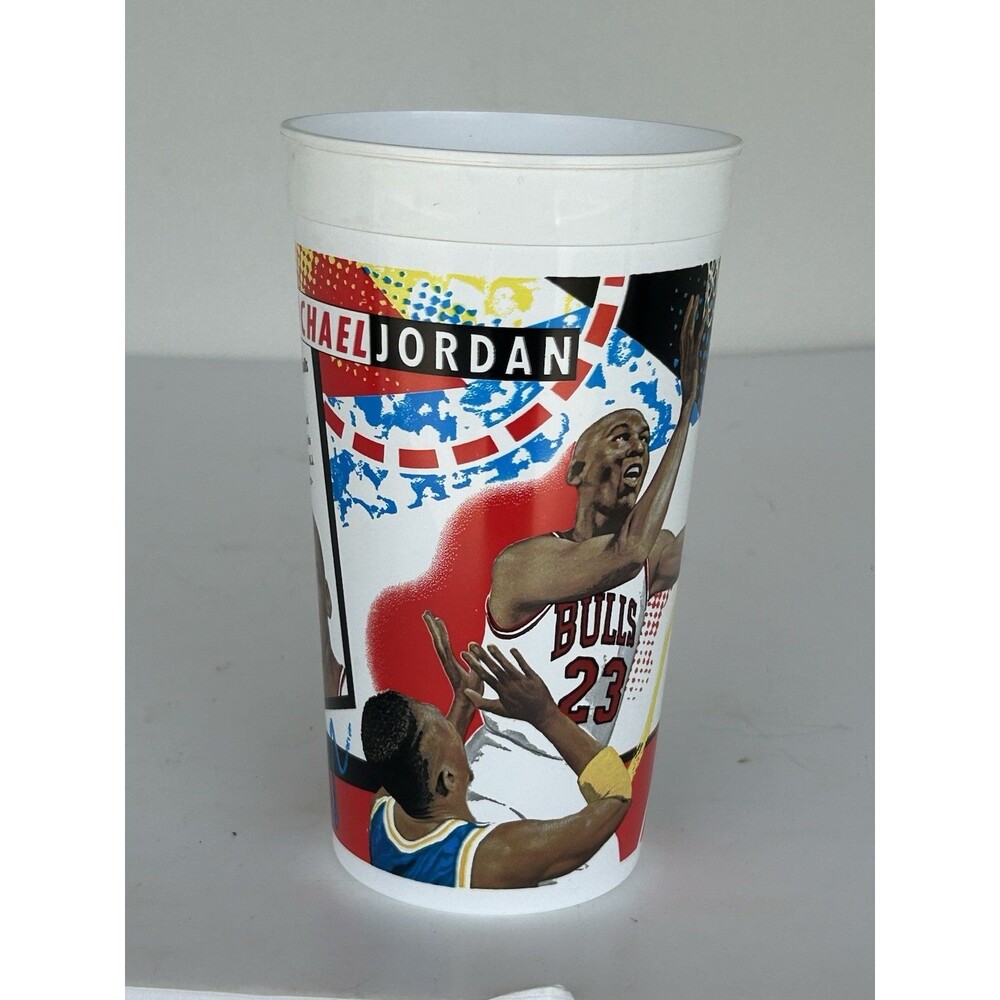 1993-94 McDonald’s Michael Jordan NBA Highlight Cup NOS Unused